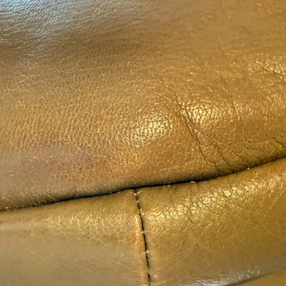 HOBO Olive Green Round Leather Crossbody Zippered Bag - Picture 4 of 9